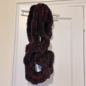 Mink (rabbit fur) burgundy/maroon infinity scarf🧣